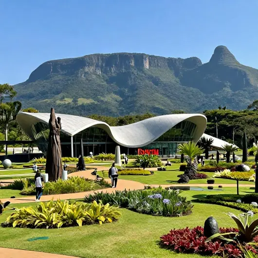 30 lugares imperdíveis em Inhotim e Brumadinho: guia atualizado 30 lugares imperdíveis em Inhotim e Brumadinho: guia atualizado