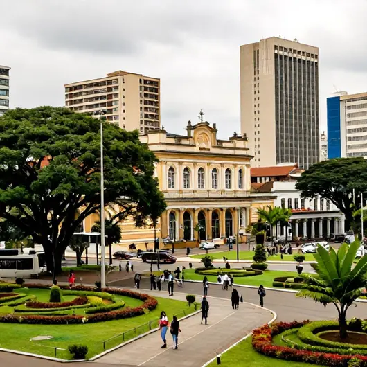 Descubra a Praça da Estação: Um Ícone de Belo Horizonte