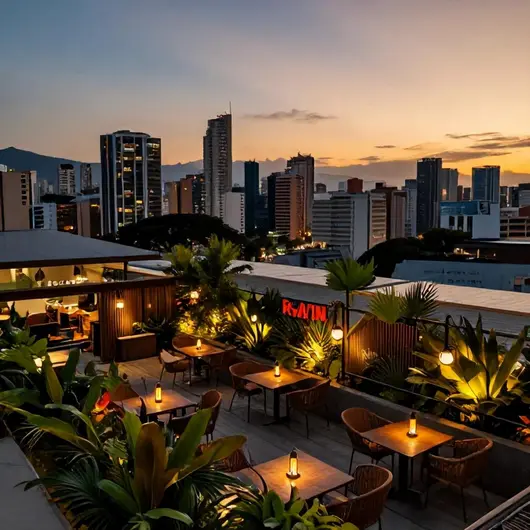 Descubra o Night Market Rooftop