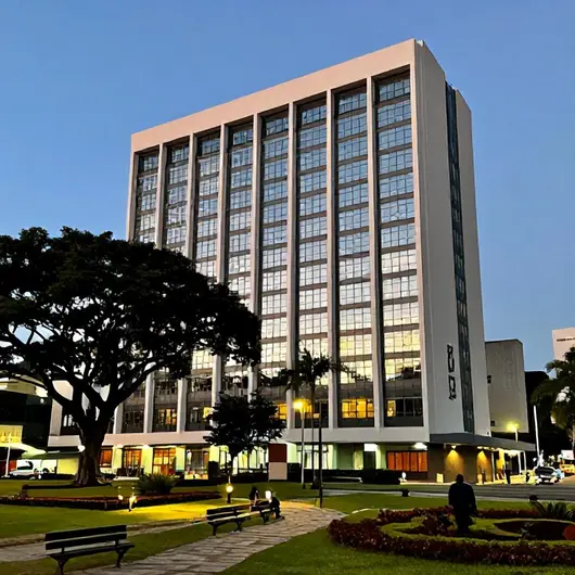 Dicas para Encontrar o Melhor Alojamento Perto da Praça da Liberdade