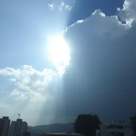 Previsão do tempo hoje para Belo Horizonte (MG): sol com algumas nuvens; chove rápido durante o dia e à noite previsão do tempo