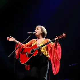Simone inicia nova fase em show em BH show de Simone em BH