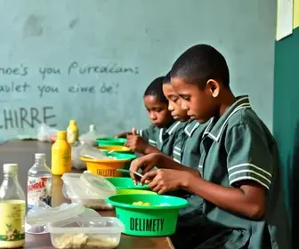 Estudantes da rede municipal de BH ajudam na alimentação escolar alimentação escolar